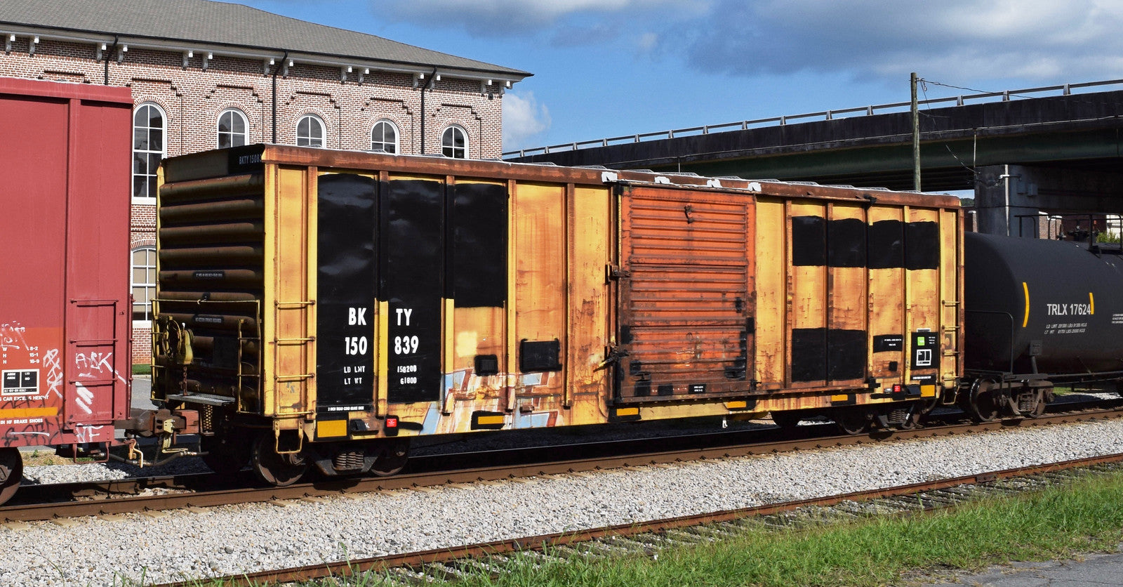 HO Scale BKTY White Freight Car Patches Decal Set