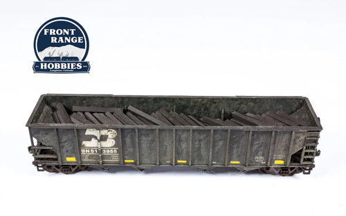 HO Scale Walthers Mainline 50' 100-Ton 4-Bay Hopper - Ready to Run -- Burlington Northern #513955 (Weathered) w/ Tie Load Front Range Hobbies