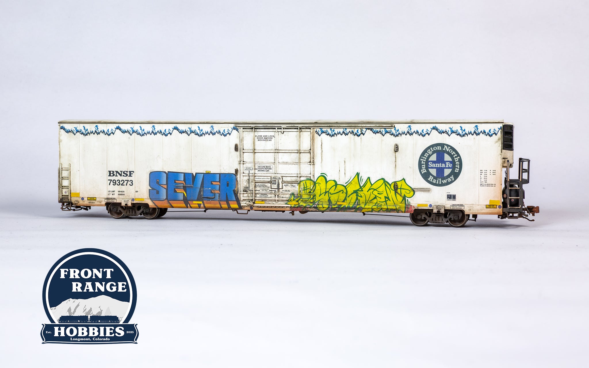 Rivet Counter HO Scale Trinity 82' 7883 Mechanical Reefer, BNSF/Roofline Icicles/Late Thermo King, BNSF 793273 (Weathered)