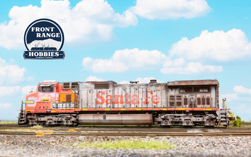 HO Scale ScaleTrains Rivet Counter BNSF ex-ATSF GE C44-9W #660, Warbonnet, w/PTC (Weathered)