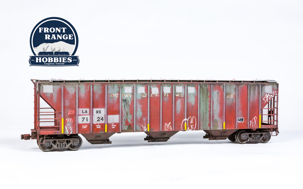 HO Scale ScaleTrains Operator Pullman Standard PS-2CD 4785cuft Covered Hopper, ex Penn Central, LANX # 7124 (Weathered)
