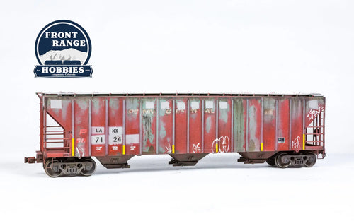 HO Scale ScaleTrains Operator Pullman Standard PS-2CD 4785cuft Covered Hopper, ex Penn Central, LANX # 7124 (Weathered) Front Range Hobbies