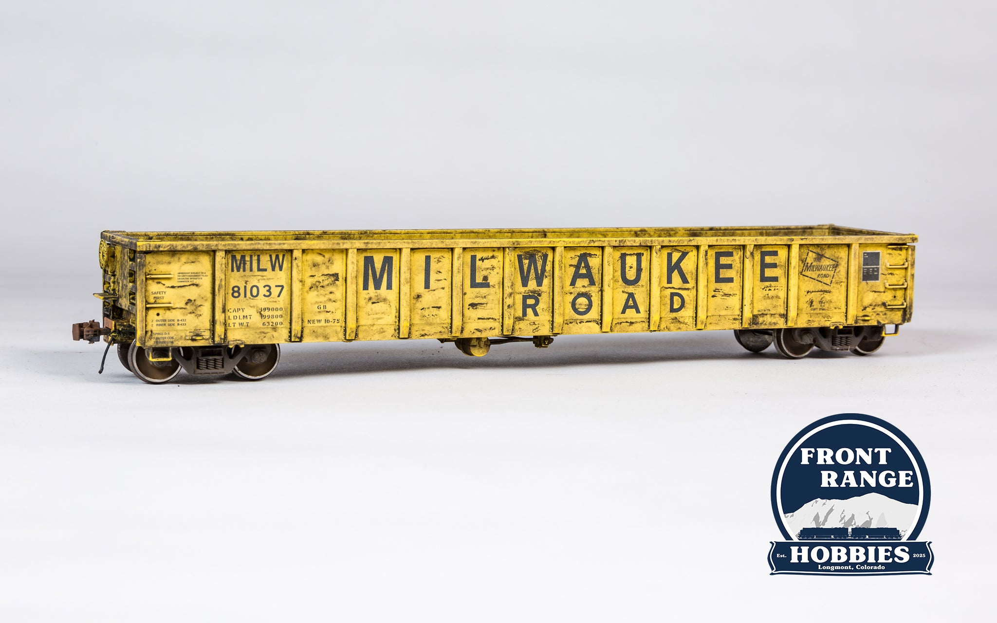 Walthers Mainline HO 53' Railgon Gondola, Milwaukee Road #81037 (Weathered)