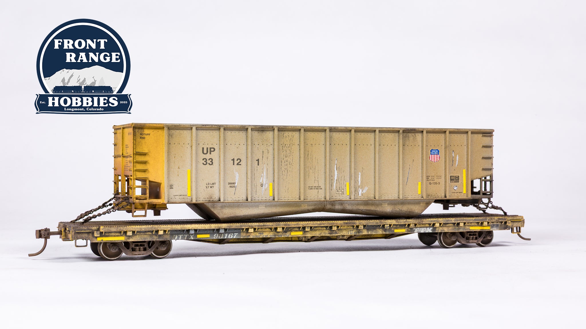 HO Scale Walthers Mainline 60' Pullman-Standard Flatcar TTX OTTX #90167 w/ Wrecked Rail Car Load