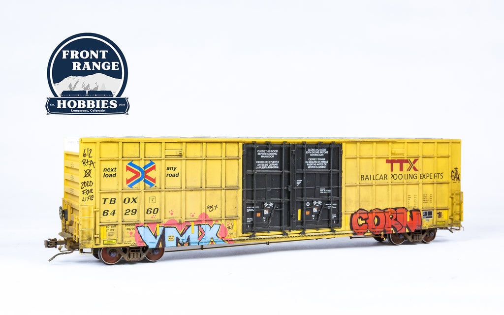 HO Scale Aurora Miniatures #306008 Greenbrier 7550 CuFt 60' Plate F Boxcar w/ Low Markings TBOX #642960 (Weathered)