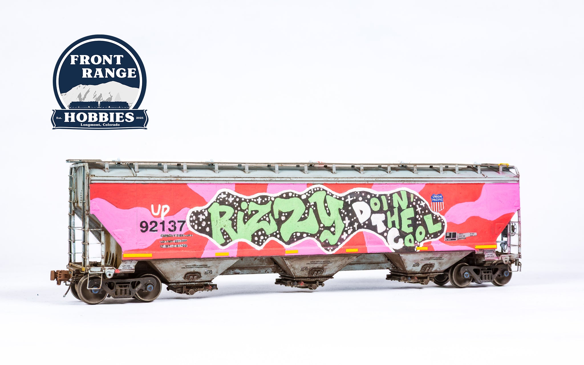 ScaleTrains Rivet Counter Rivet Counter HO Scale Gunderson 5188 Covered Hopper, Union Pacific #92137 (Weathered)